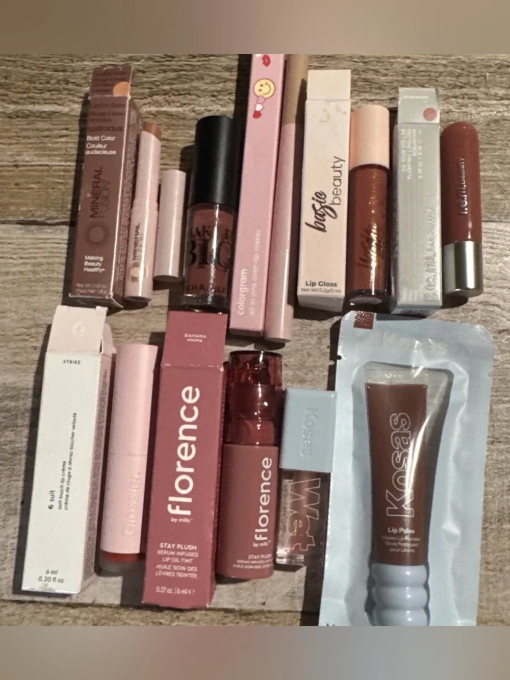 Huge Lipgloss Lippy Bundle Reseller Lot Kosas REM morphe Glossier Florence A17